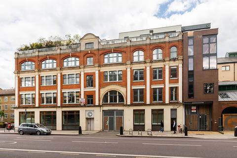 Retail property (high street) to rent, London E2