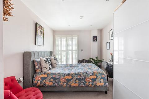 Flat 25, 1 Hare Marsh, London, E2 6FF