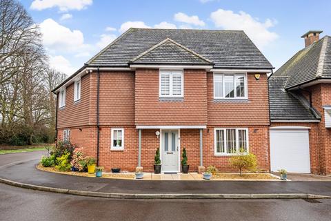 4 bedroom detached house for sale, Oddstones, Codmore Hill, Pulborough