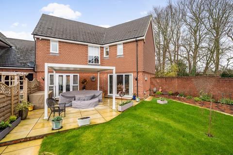 4 bedroom detached house for sale, Oddstones, Codmore Hill, Pulborough