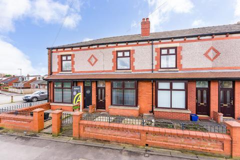 3 bedroom terraced house for sale, Bickershaw Lane, Abram, WN2