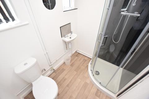undefined, London Road, Northampton NN4