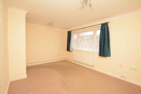 1 bedroom apartment to rent, West Oval, Northampton NN5