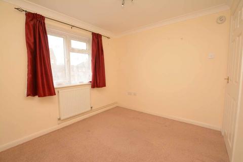 1 bedroom apartment to rent, West Oval, Northampton NN5