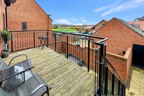 6 Barring Street, Upton, Northampton, NN5 4DD