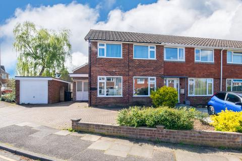 5 bedroom semi-detached house to rent, Canterbury CT2