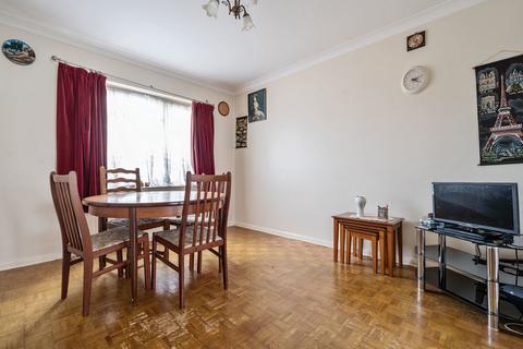 147 Perry Hill, London, SE6 4LP