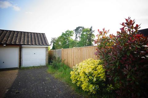 42 Lemon Grove, Whitehill, Bordon, GU35 9BE