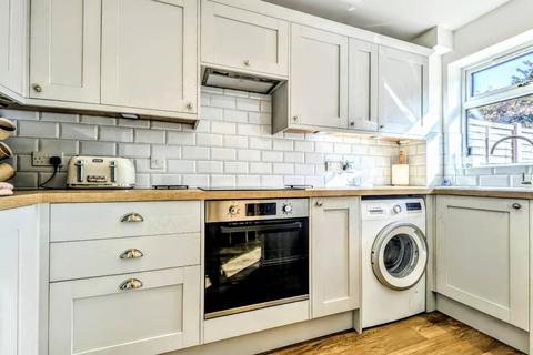 4 bedroom semi-detached house for sale, Alexandra Court, Bordon GU35