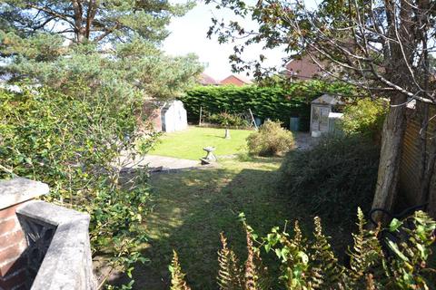 21 Forest Road, Bordon, GU35 0BJ