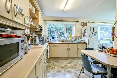 140 Forest Road, Whitehill, Bordon, GU35 9BB