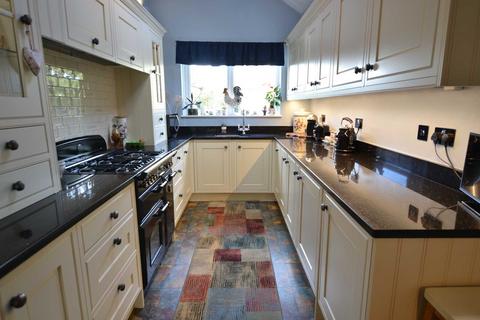 23 Lemon Grove, Whitehill, Bordon, GU35 9BD