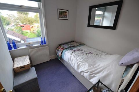 23 Lemon Grove, Whitehill, Bordon, GU35 9BD