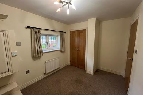 2 bedroom ground floor flat for sale, Pool Meadow Close, Solihull, B91