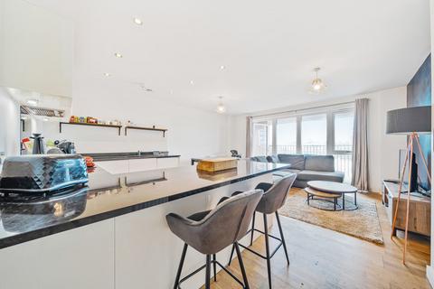 2 bedroom apartment for sale, Greenwich High Road, Greenwich