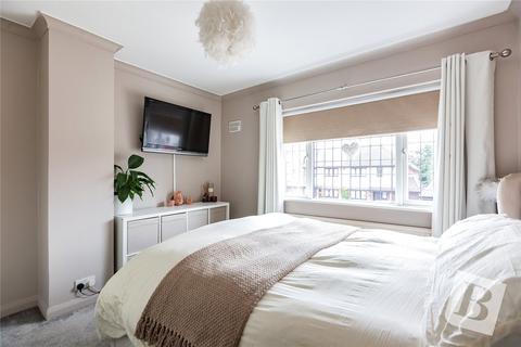 9 Walmer Close, Romford, RM7 8QH