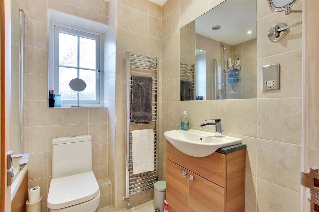 Ensuite Bathroom