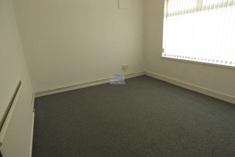 2 bedroom ground floor flat for sale - Ffordd-y-Goedwig , Pyle, Bridgend. CF33 6HY