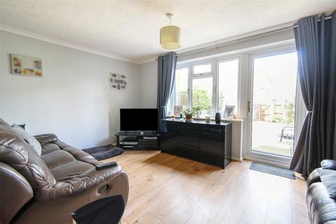 6 Oaktree Drive, Hook, RG27 9RN