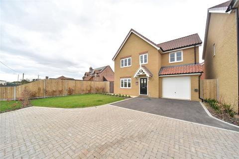 4 bedroom detached house to rent, Vickers Road, Beck Row, Bury St. Edmunds, Suffolk, IP28