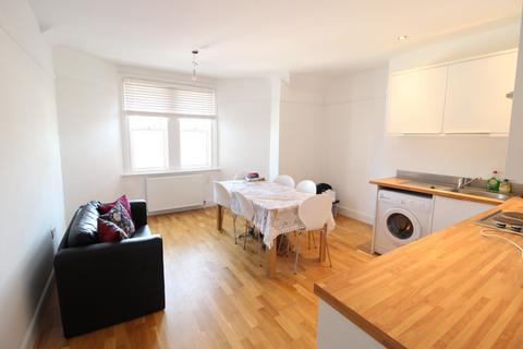 2 bedroom flat to rent - St Michaels Road, Bournemouth, Dorset