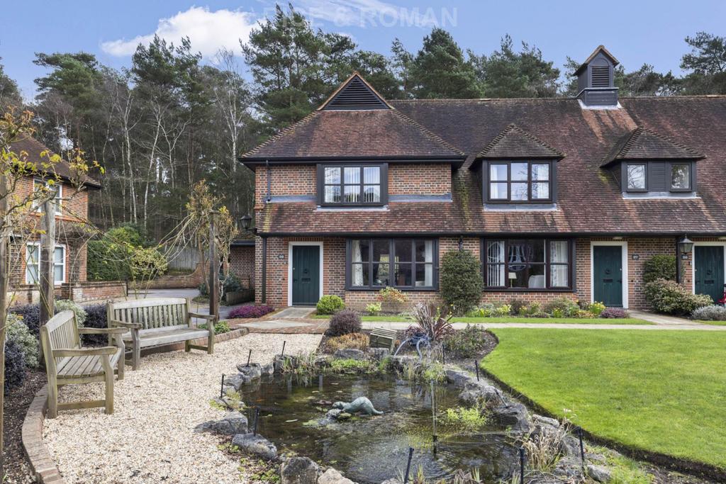 Mytchett Heath, Camberley GU16 2 bed retirement property for sale £