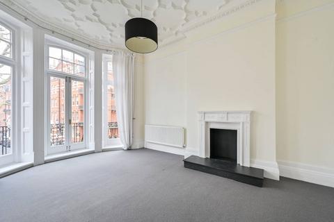 1 bedroom flat for sale, Kensington Court, Kensington, London, W8