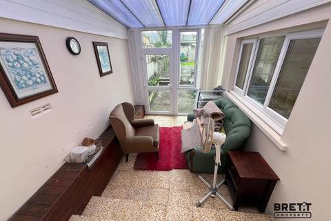 3 bedroom terraced house for sale, Meyrick Street, Pembroke Dock, Pembrokeshire. SA72 6AT