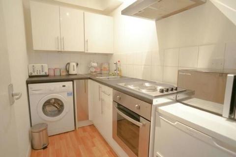 1 bedroom flat for sale, Flat 2 Burniston Court, 90 Manor Road, Wallington, Surrey, SM6 0AD