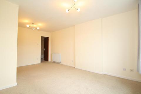 2 bedroom flat to rent - Redwood Way, Yeadon, Leeds, West Yorkshire, UK, LS19