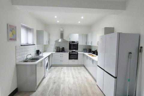 6 bedroom house share to rent - Mayer Street, Stoke-on-Trent