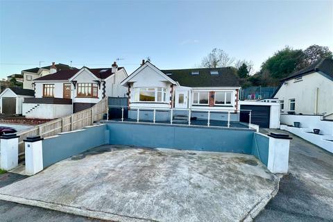 4 bedroom detached bungalow for sale, Orchard Drive, Kingskerswell, Newton Abbot