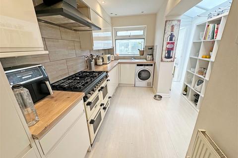 2 Windrush Road, Hollywood, Birmingham, B47 5QA
