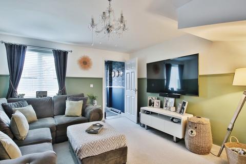 74 Bounty Drive, Kingswood, Hull, HU7 3FN