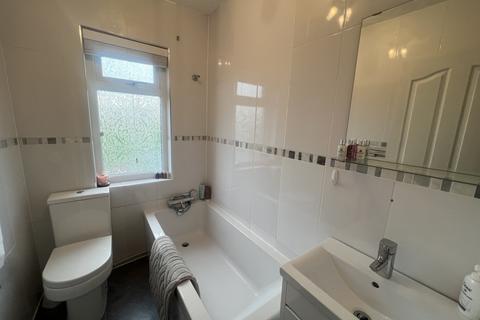 16 Thorpe Road, Easington, Peterlee, SR8 3UA