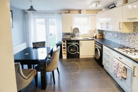 4 bedroom townhouse for sale, Squirrel Chase , Witham St Hughs LN6