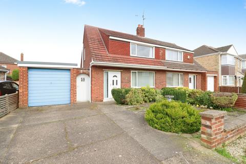 3 bedroom semi-detached house for sale, Wetherby Crescent, Lincoln LN6
