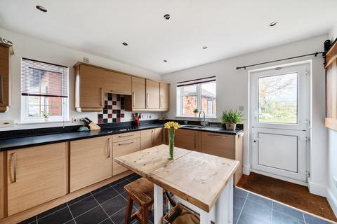 11 Meredith Close, Halstock, Yeovil, BA22 9SA