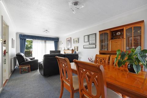 2 bedroom terraced house for sale, Stirling Close, Rainham