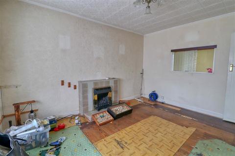1 Oxford Crescent, Clacton-on-sea, CO15 3PX