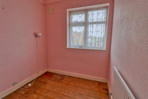 1 Oxford Crescent, Clacton-on-sea, CO15 3PX