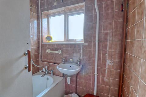 1 Oxford Crescent, Clacton-on-sea, CO15 3PX