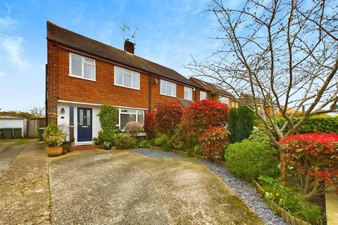 37 Croft Way, Horsham, RH12 2AS