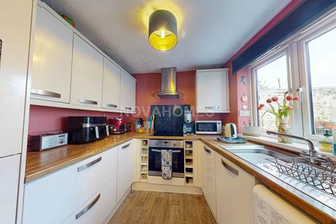 2 bedroom end of terrace house for sale - Dickiemoor Lane, Plymouth PL5