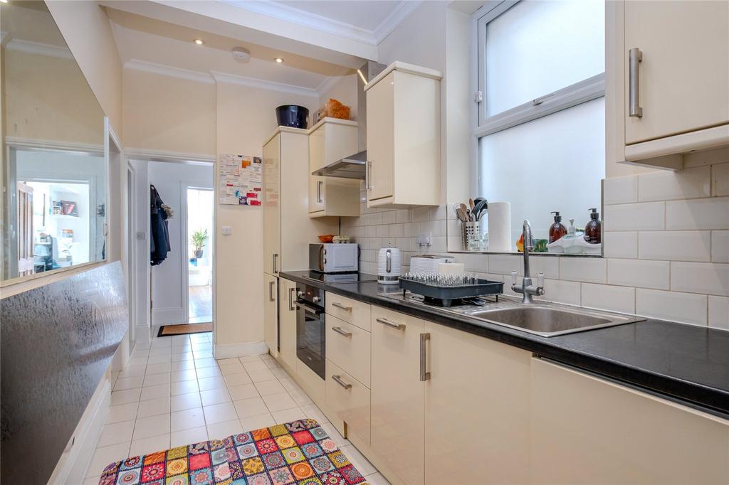 Apartment in London - View 3