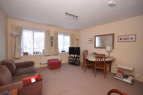2 bedroom flat for sale - Chestnut Court Chenies Close, Tunbridge Wells, Kent