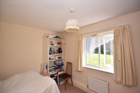 2 bedroom flat for sale, Chestnut Court Chenies Close, Tunbridge Wells, Kent