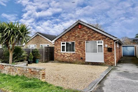 2 bedroom bungalow for sale, Fieldway, Ringwood, BH24 1QL