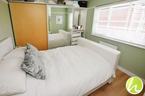 1 bedroom flat for sale, Corringham Road, Stanford-Le-Hope, SS17