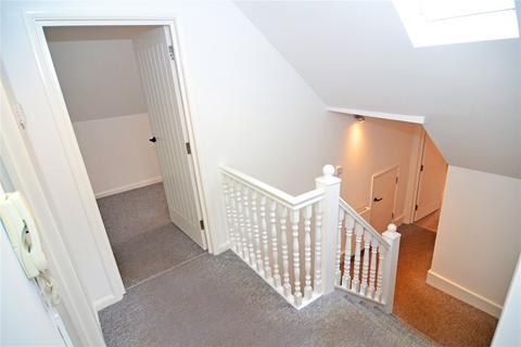3 bedroom apartment for sale - Broom Road, Teddington, Middlesex, TW11